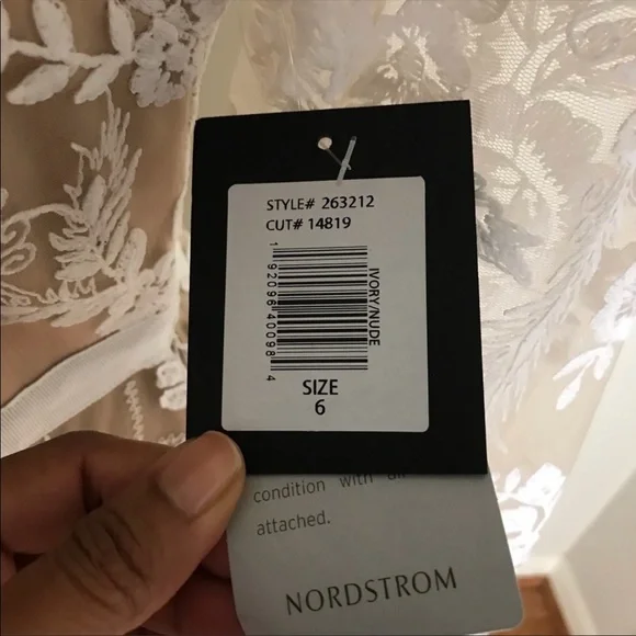 Marina lace summer dress from Nordstrom size 6 - Picture 8 of 10